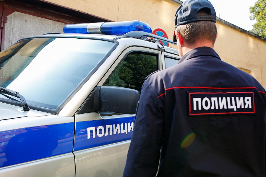 В Калининграде полиция задержала мужчину за кражу продуктов из магазина