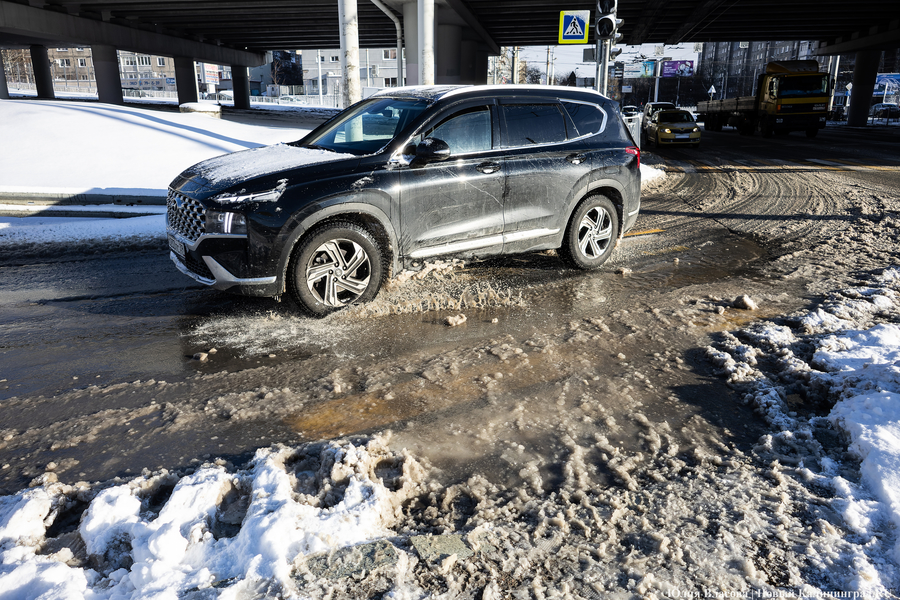 Внезапный снег: Калининград опять оказался не готов к осадкам (фото)