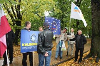 У литовского консульства прошел пикет "Калининград-узник Европы"