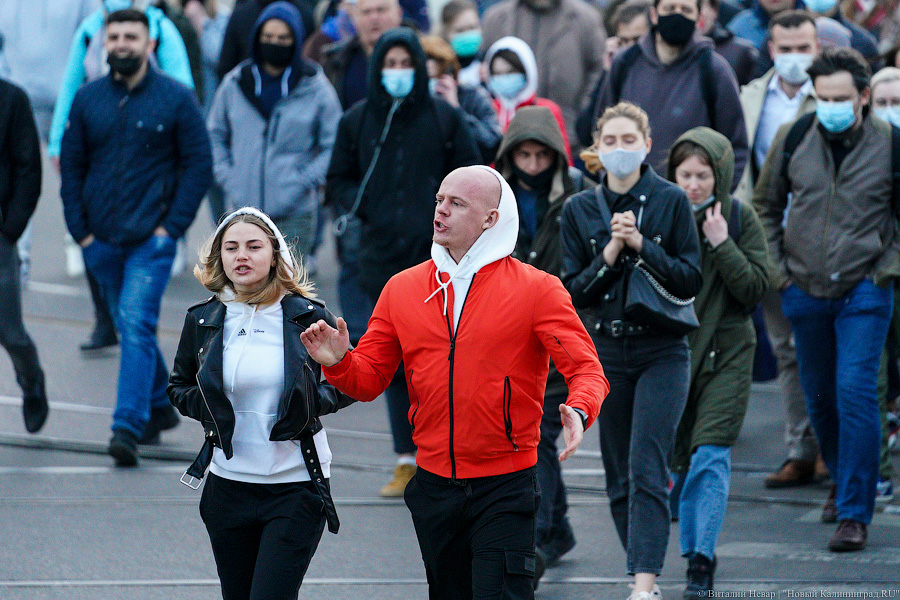 «Свободу политзаключенным»: как прошла акция сторонников Навального в Калининграде (фото)