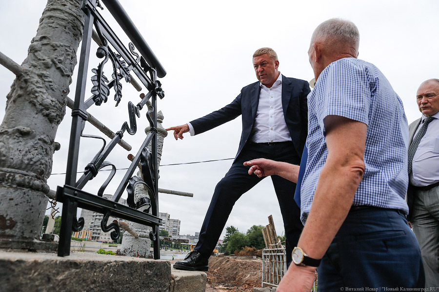 Подарок мэру: как строители успевают ремонтировать Деревянный и Высокий мосты