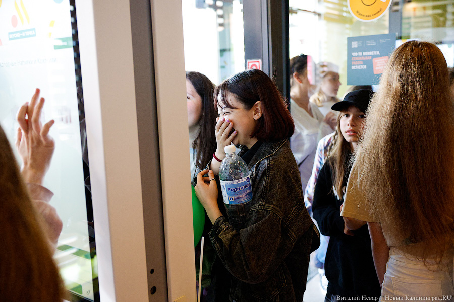 Очередь за жирами и углеводами: в Калининграде открылась замена «Макдоналдсу»