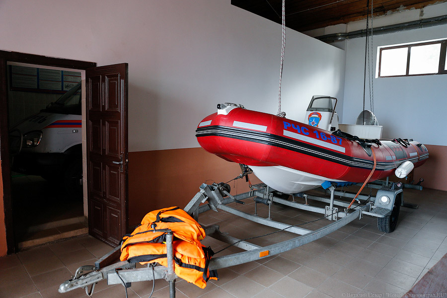 Спаси себя сам: кто отвечает за безопасность людей на пляже в Зеленоградске