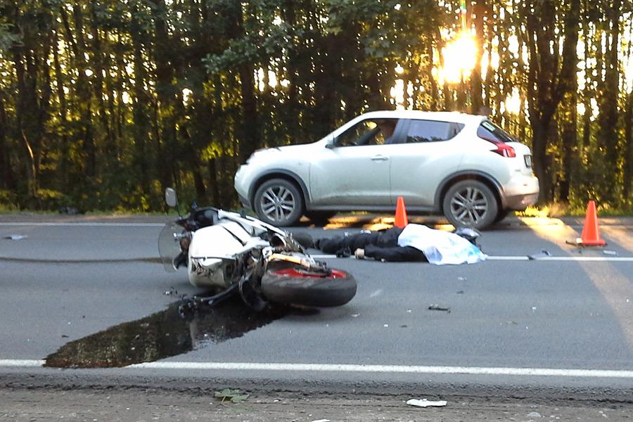 В ДТП на Окружной в Калининграде погиб мотоциклист (фото)