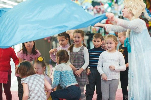 Не пропустите детский мастер-класс по созданию многослойной открытки в ТК «Мега»