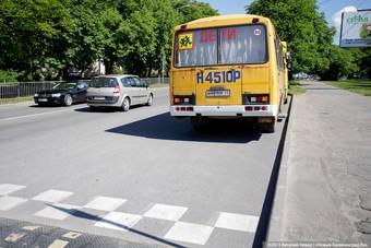 В Черняховском районе фура протаранила школьный автобус с детьми 