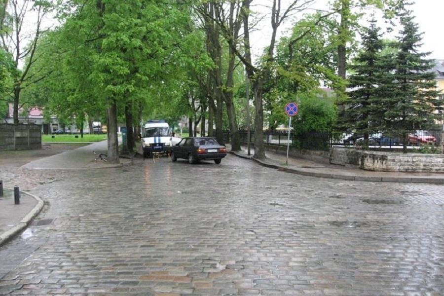 В Советске «Ауди» сбила на перекрестке велосипедистку (фото)