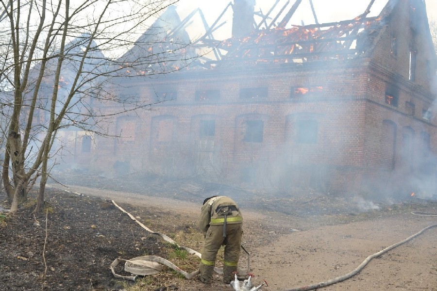 Прокуратура потребовала законсервировать усадьбу «Альтхоф-Рагнит» после пожара
