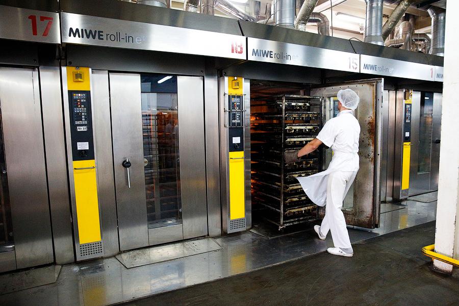 Без паники и спасибо Путину: что думают производители хлеба и консервов о продовольственном эмбарго