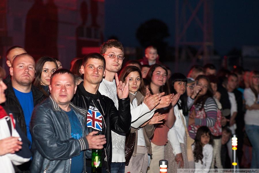 «Авто в кино»: фоторепортаж с открытия автокинотеатра «ВестСинема»