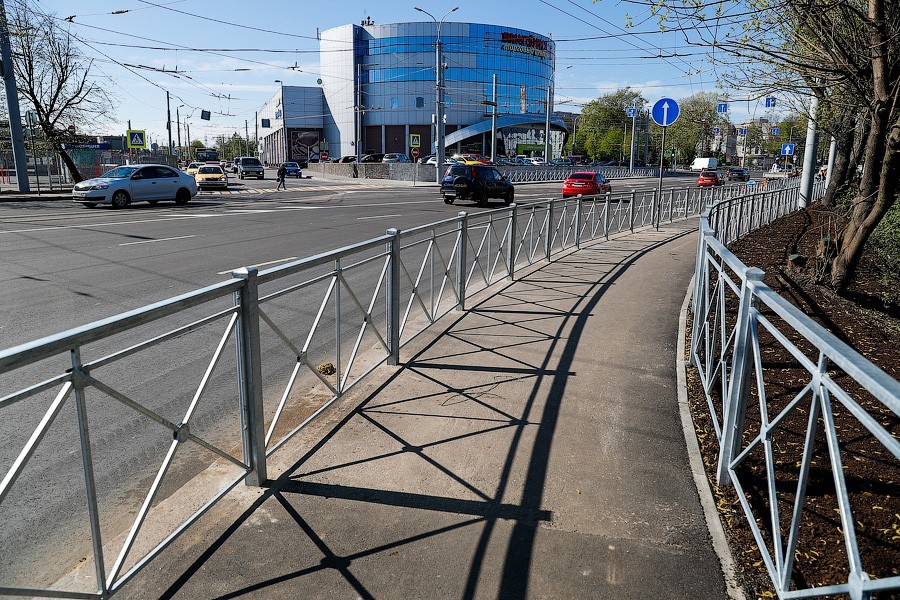 Конец мучений и брусчатки: Киевскую полностью открыли после ремонта (фото)