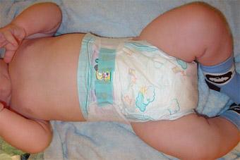 В упаковках с памперсами пытались ввезти 5 кило марихуаны 