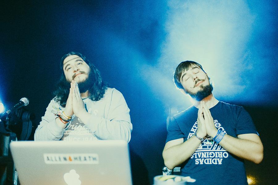 «Если бы я был Земфирой»: на «Вагонке» прошёл аншлаговый концерт Noize MC