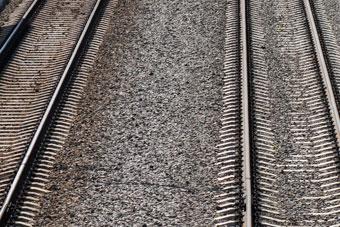 Мужчина погиб под колесами пассажирского поезда в Калининграде