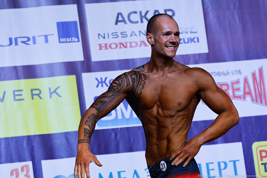 Рельефный узор: в Калининграде прошел кубок области по бодибилдингу (фото)