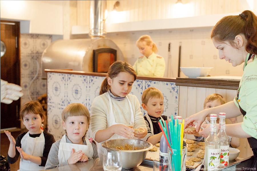 «Детский час»: шеф-повар ресторана «Терраса» Кеннет Линдберг дал мастер-класс детям