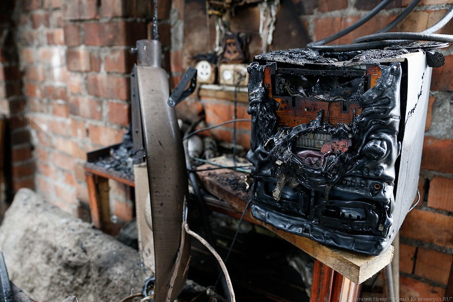 Под Славском при пожаре в жилом доме пострадал человек