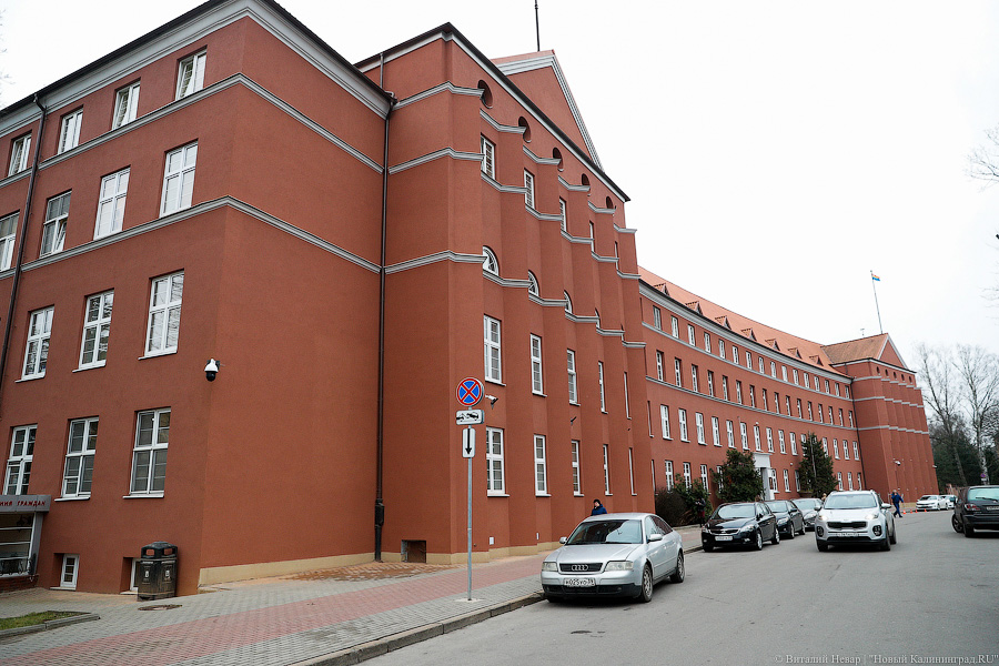 Правительство собирается отремонтировать 10 кабинетов в своем здании почти за 1 млн