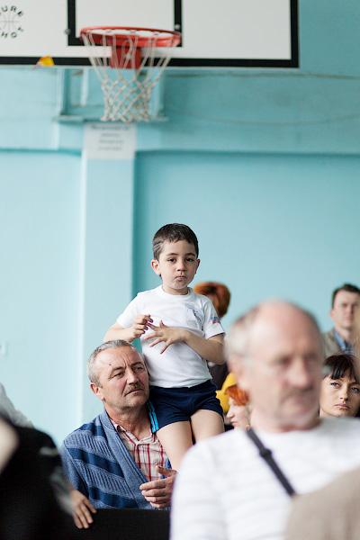 «Прыжки в высоту»: фоторепортаж с соревнований юных батутистов