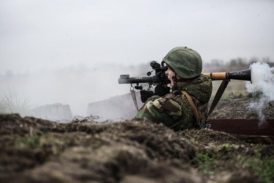 «Огонь!»: боевая подготовка морпехов в Хмелёвке (фото)