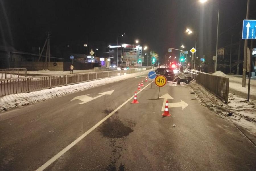 В ДТП с ограждением в Васильково пострадала пассажирка автомобиля