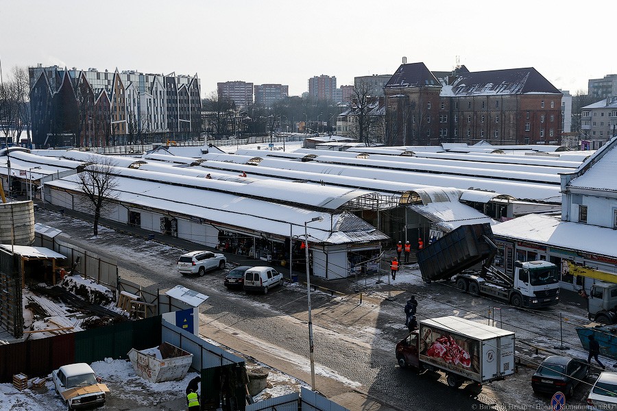 Последние могикане: как сносят промтоварные ряды Центрального рынка (фото)