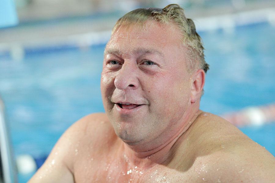 50 метров кролем: мэр Калининграда сдал одну из норм ГТО