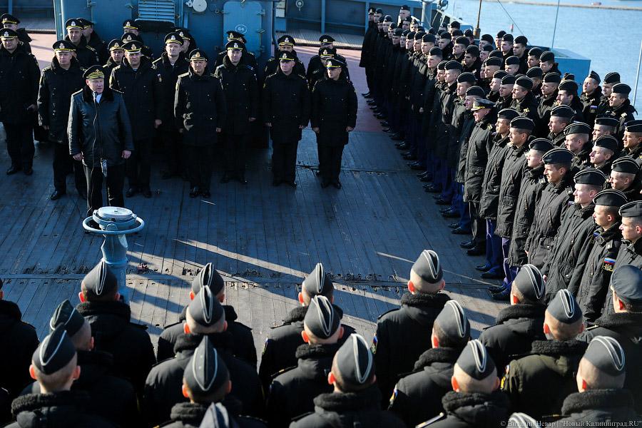 Оркестр и поросенок: в Балтийск из дальнего похода вернулись курсанты БВМИ