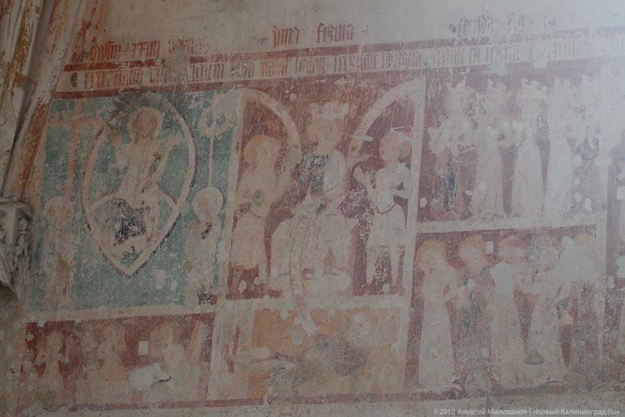 «В ожидании новой жизни»: фоторепортаж из реставрируемой кирхи XIV века Арнау