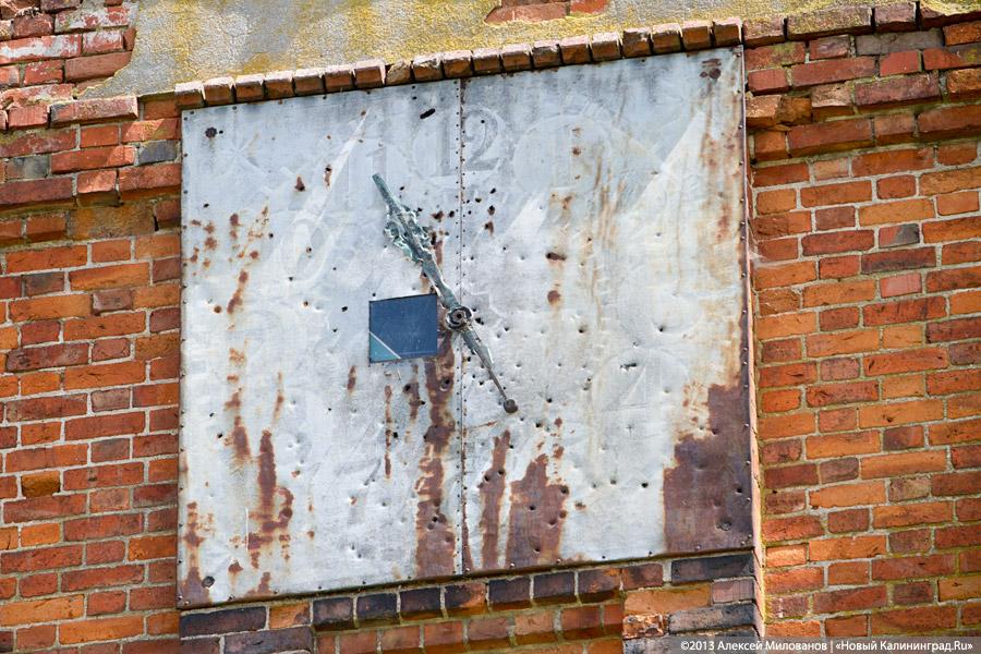 Протестанты и надгробия: кирху в пос. Дружба перестали восстанавливать после передачи РПЦ