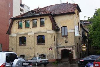 В Калининграде вековое здание отдано под снос ради подземной парковки