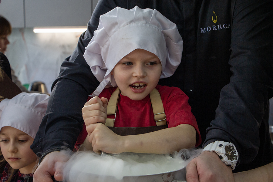 Пиццеёж и азот для мороженого: как в усадьбе Луговен учили детей кулинарии (фото)