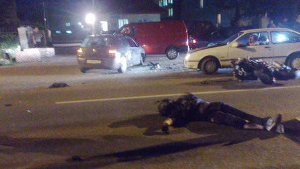 В Калининграде машина сбила мотоциклиста, вытолкнутого на встречку (+фото)