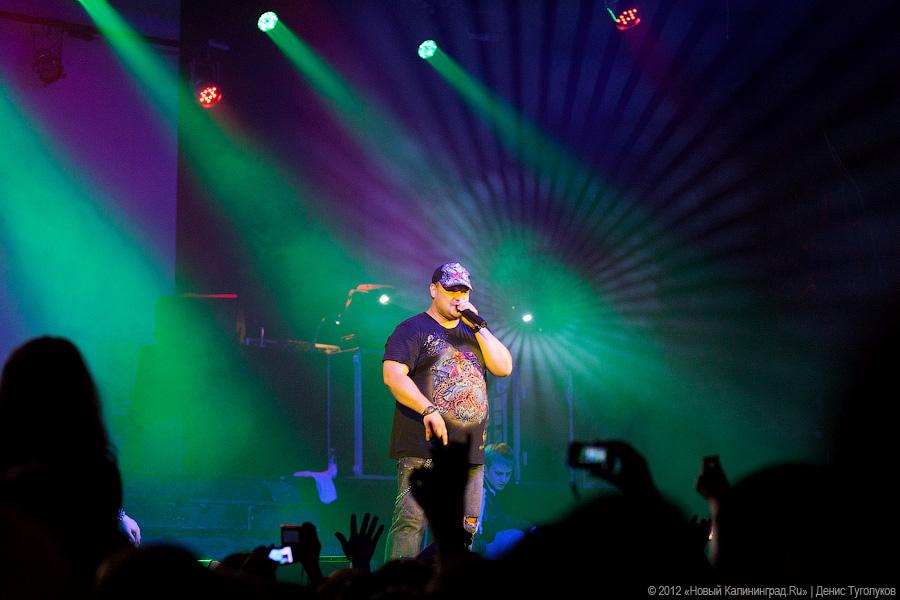 «Вспомнить все»: фоторепортаж с концерта группы «Руки вверх»