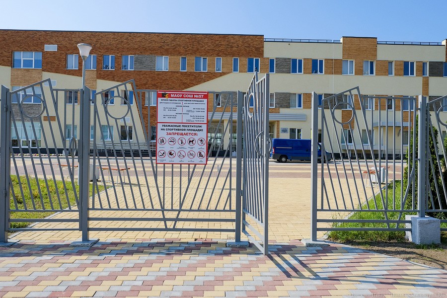 Бассейны, тир, медиатека: как выглядит новая — самая большая в регионе — школа (фото)