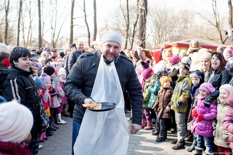 «Блинный бег»: первый городской забег с блинами на Масленицу (+видео)