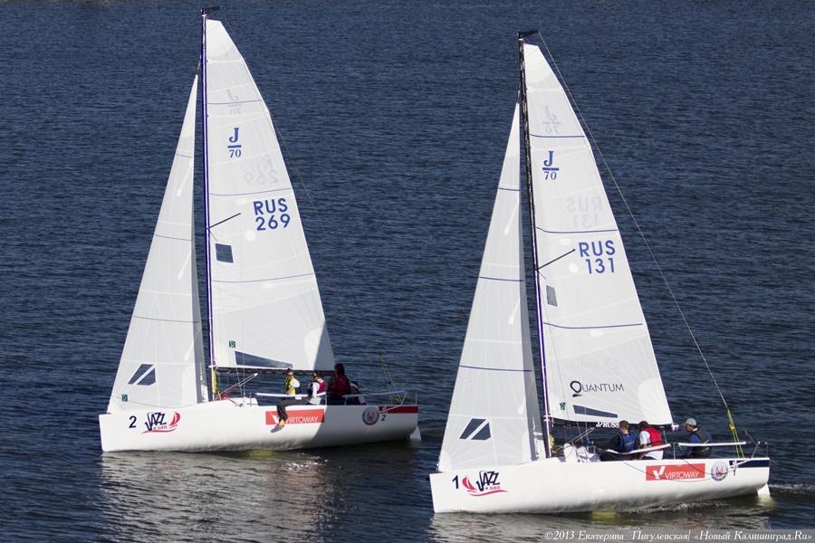 Гонки под музыку: фоторепортаж с регаты «Jazz&Sail»