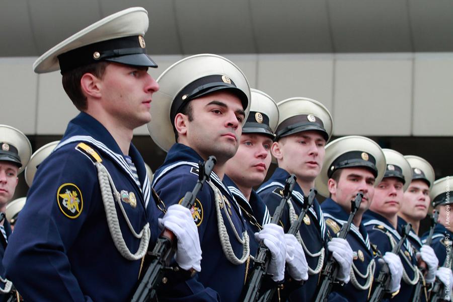 "Парад Победы-2010": фоторепортаж "Нового Калининграда.Ru"