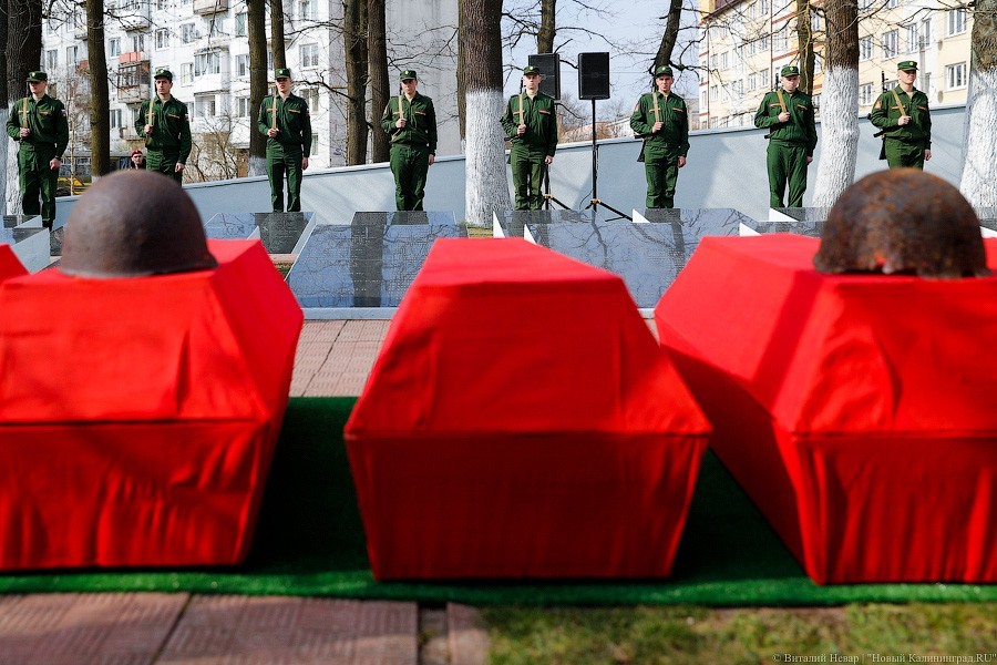 Пленники аэродрома: в Чкаловске захоронили останки погибших красноармейцев