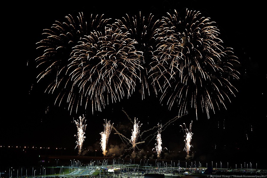 Прежние проблемы на новом месте: в Калининграде начался чемпионат фейерверков