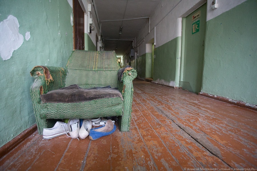 Трущобный мир: как выживают люди в общежитиях, которые предложил снести врио