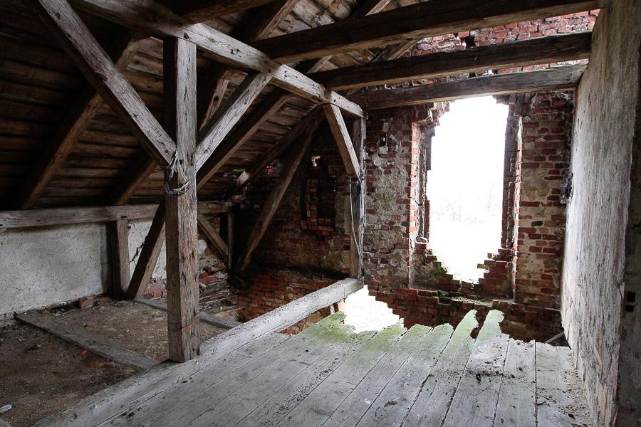 Кант в подвале и чужая история: как прошло выездное заседание совета по культуре в Веселовке