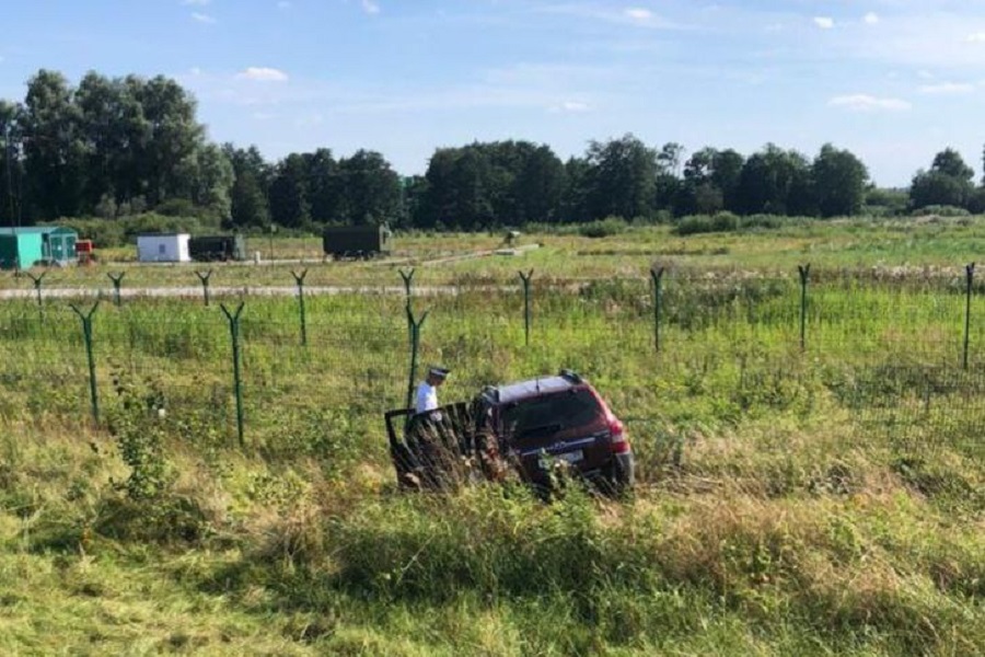 Возбуждено дело по факту ДТП с авто, снесшим 5 пролетов ограждения на Советском пр-те