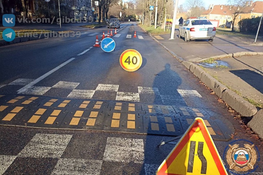 ГИБДД: в Калининграде неизвестный водитель сбил на переходе женщину и скрылся