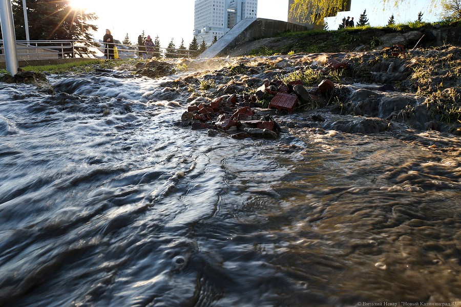 Набережная вышла из берегов: фоторепортаж с затопленной Трибуца