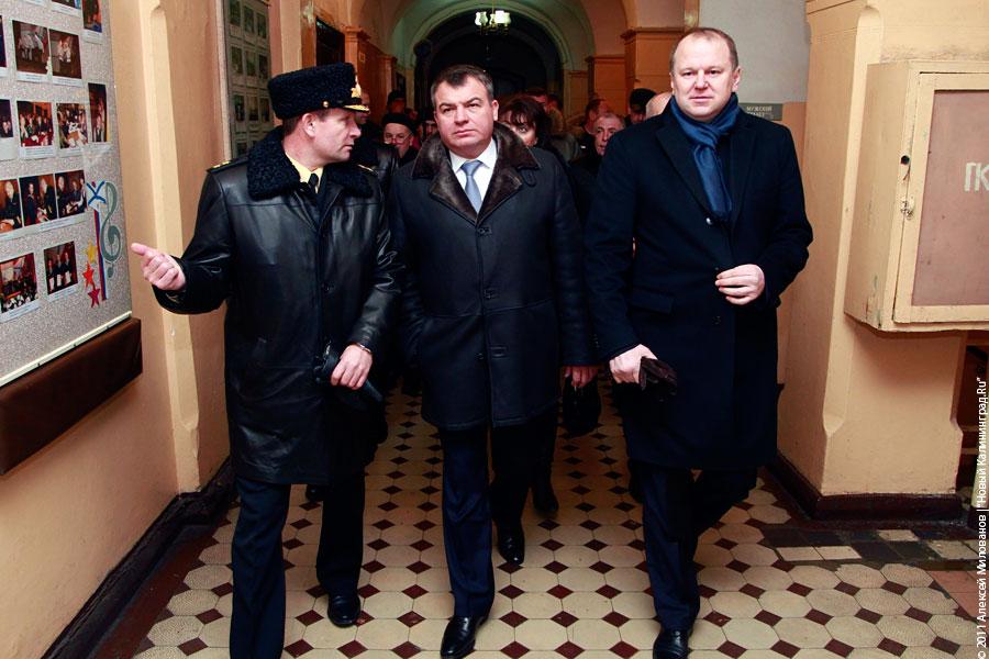 Сердюков возглавил совет директоров авиастроительной госкорпорации