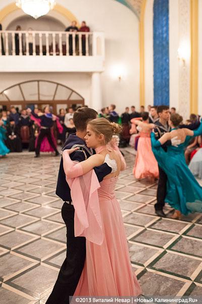 «Смиренные танцы»: второй Сретенский бал молодёжи