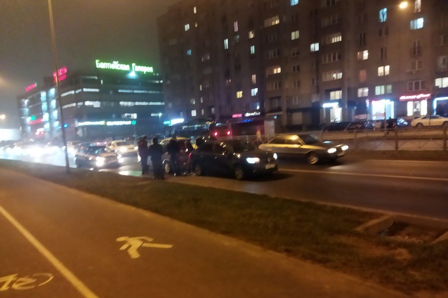 На Сельме собирается пробка из-за ДТП (фото)