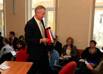 Депутаты от ЛДПР покинули зал областной Думы в знак протеста