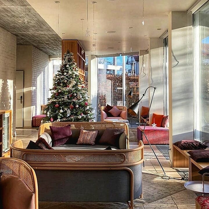 «Отель 12»: новогодняя ночь не по стандарту